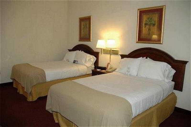 Holiday Inn Express Myrtle Beach-Broadway At The Beach By Ihg Exterior foto
