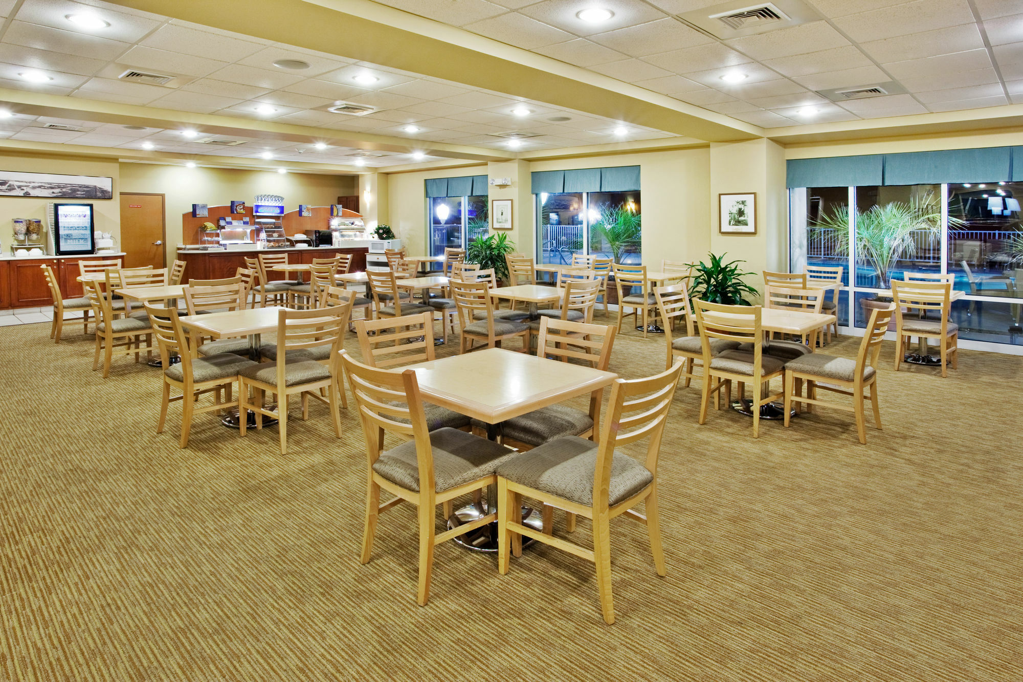 Holiday Inn Express Myrtle Beach-Broadway At The Beach By Ihg Exterior foto